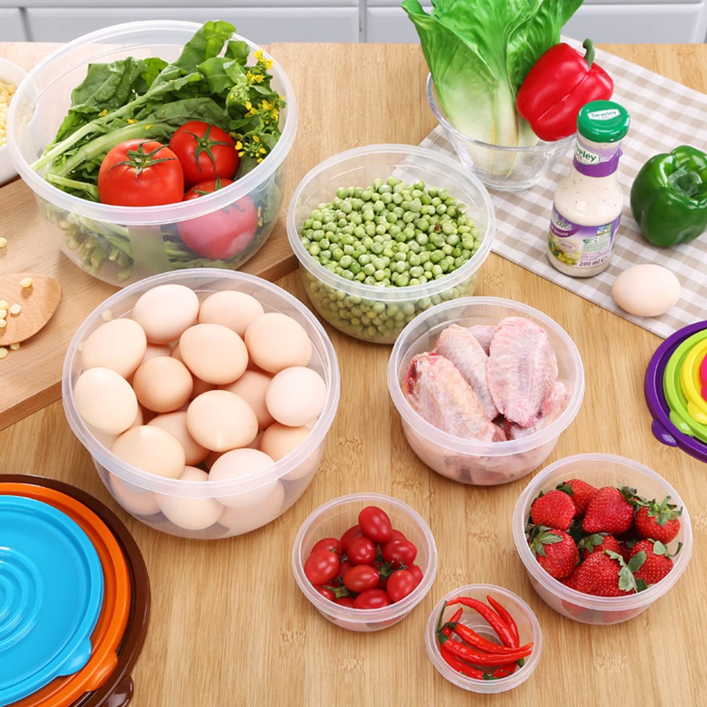 SCWBOEII 7Pcs Round Mixing Bowl Set Salad Bowl with Airtight Lids Plastic Nesting Mixing Bowl Set for Packing and Serving Christmas Salads Candies Cookies, Microwave Safe