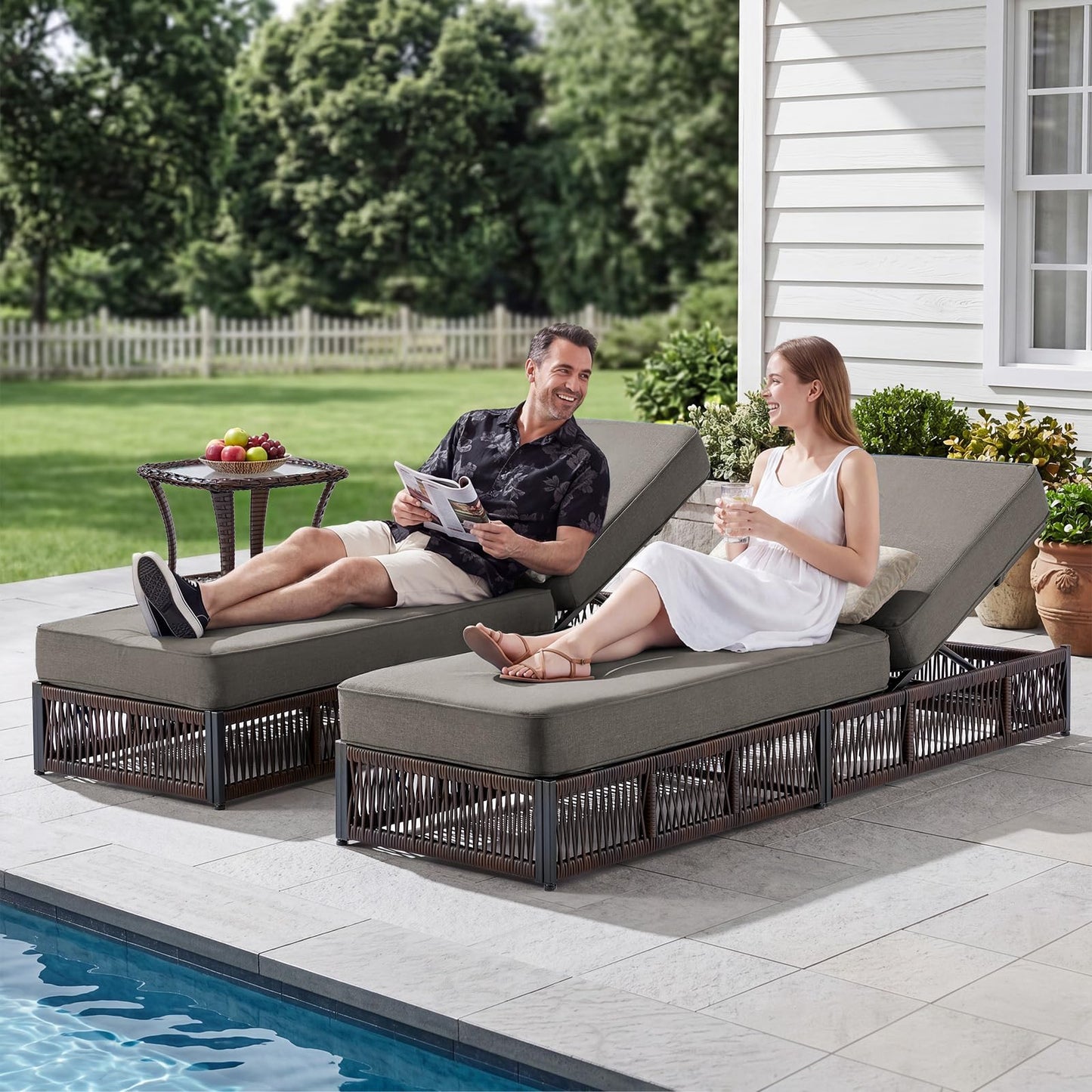 moosprr Outdoor Chaise Lounge Chair with 5-Inch Thick Cushions, 5-Levels Adjustable Reclining Lounger, Wicker Patio Recliner, Pool Chair Sunbathing Lounger for Outdoor, Backyard, Poolside - Grey