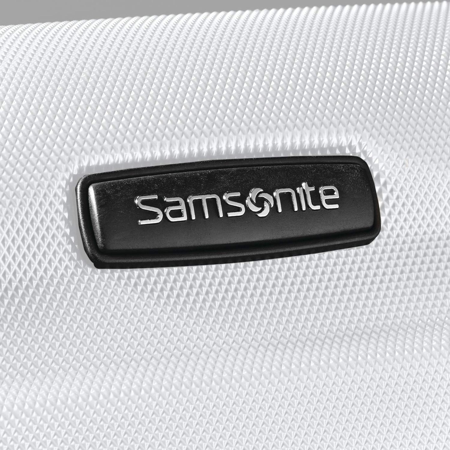 Samsonite Omni PC Hardside Expandable Luggage with Spinner Wheels, Checked-Large 28-Inch, White
