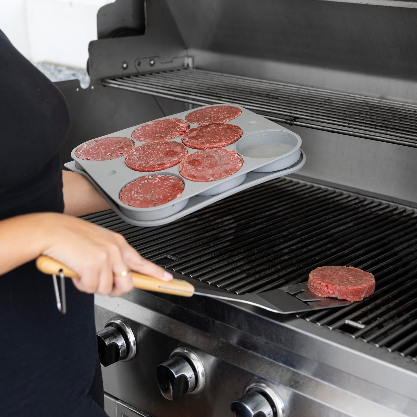 Outset Burger Patty Maker and Storage Tray, 8 Patty Capacity