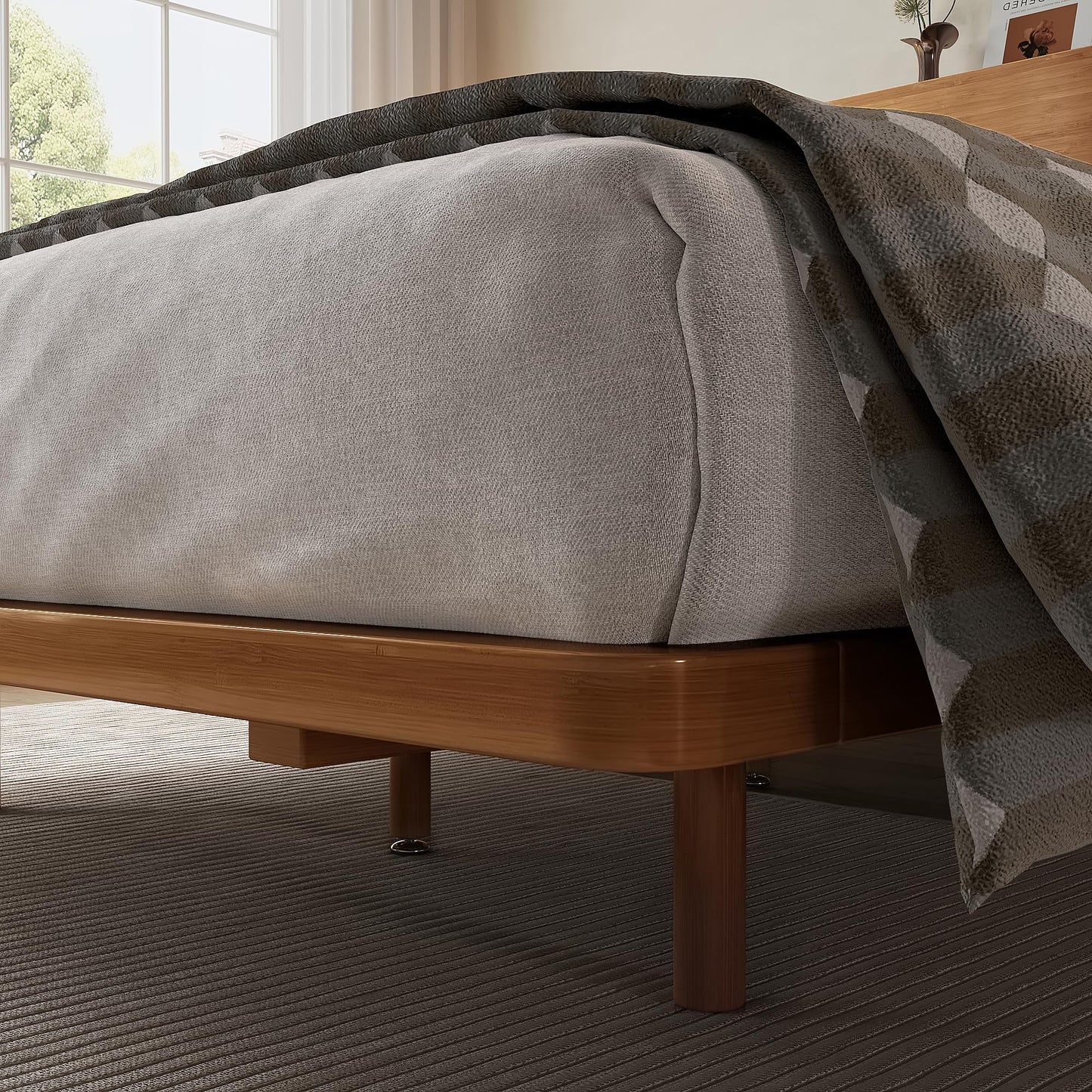 KEIKI Queen Size Bamboo Platform Bed with Headboard and USB Ports, Mid-Century Modern Floating Bed Frame with Solid Support Slats, No Box Spring Needed, Easy Assembly, Noise Free, for Bedroom, Brown