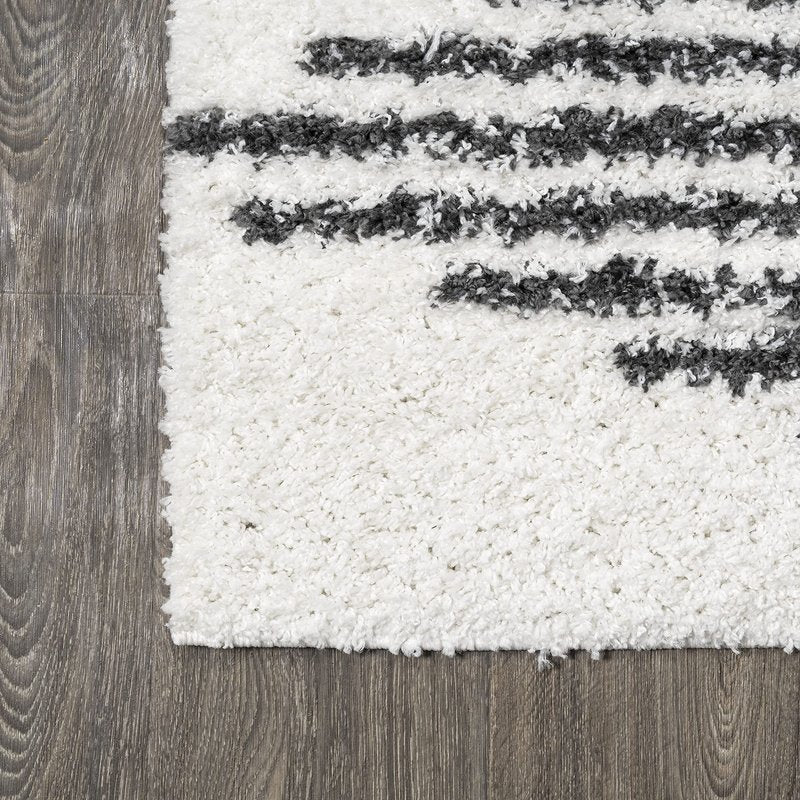 JONATHAN Y Elm Diamond Stripe Shag White/Gray Runner Rug, 2x8, Geometric, Bohemian, Contemporary, Easy-Cleaning for Living Room, Bedroom, Kitchen, Pet Friendly, Non-Shedding (MOH408A-28)