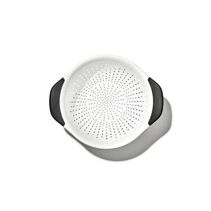 OXO Good Grips 3 QT Plastic Colander