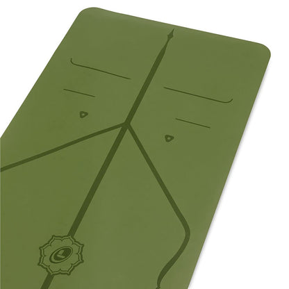 Liforme Travel Yoga mat – Patented Alignment System, Warrior-Like Grip, Non-Slip, Eco-Friendly, Ultra-Lightweight and Sweat Resistant, Made with Natural Rubber