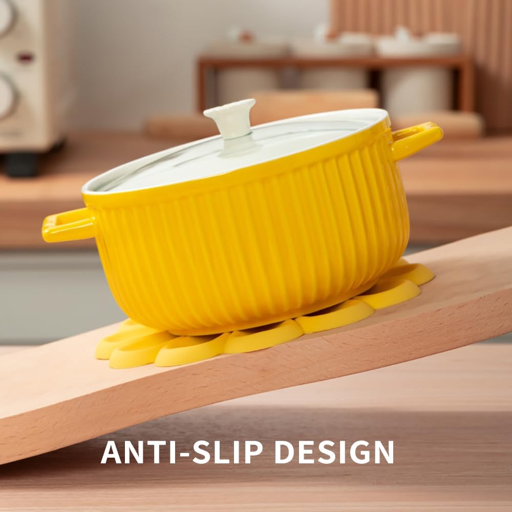 Daisy Trivet for Hot Pots and Dishes, 6.7 Inch Round Flexible Silicone Hot Pads, Heat Resistant Mat