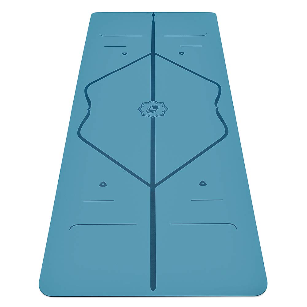Liforme Travel Yoga mat – Free Yoga Bag, Patented Alignment System, Warrior-Like Grip, Non-Slip, Eco-Friendly and Biodegradable, Ultra-Lightweight and Sweat Resistant, Made with Natural Rubber – Blue