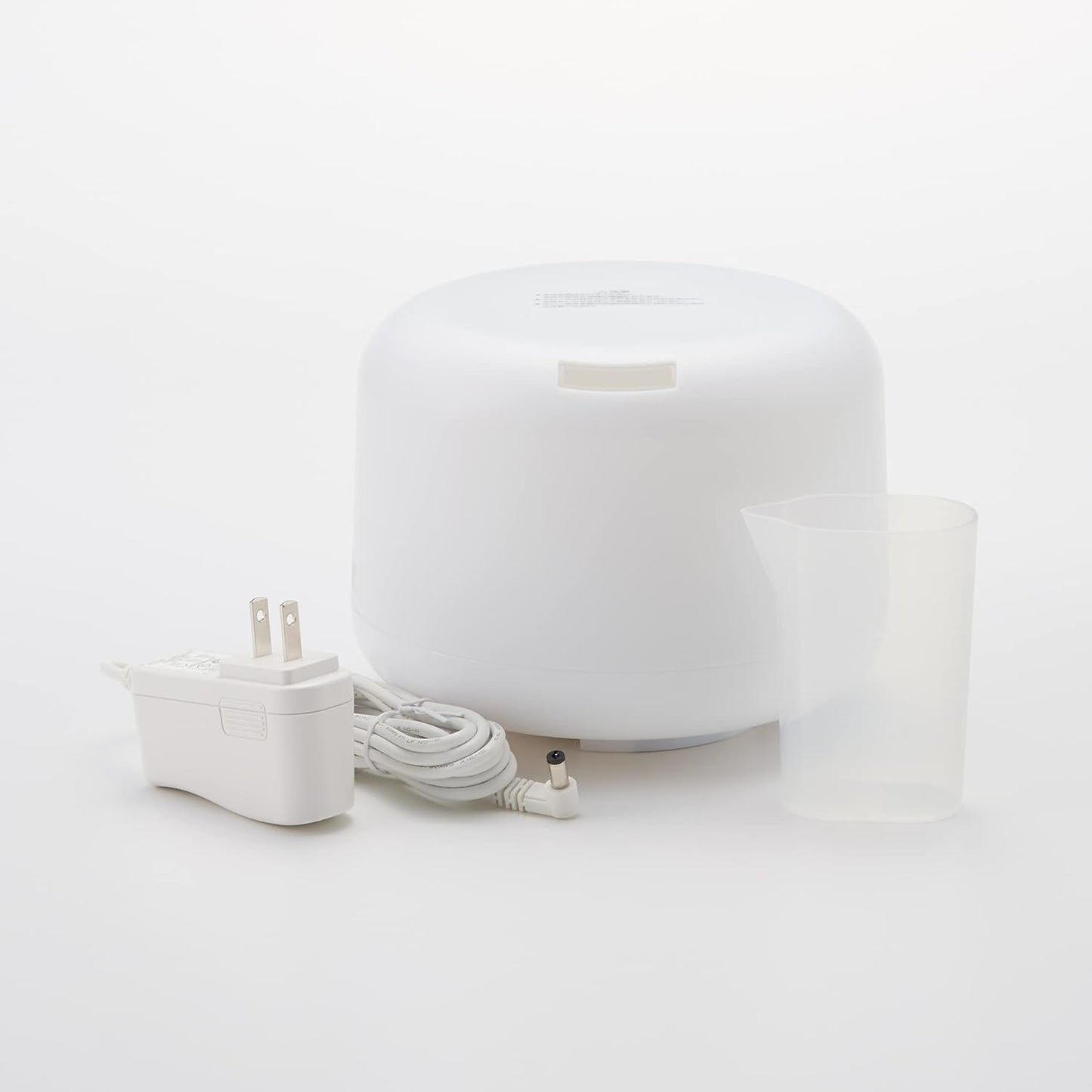 Muji MJ-UAD1 44554586 Ultrasonic Moisturizing Aroma Diffuser, White