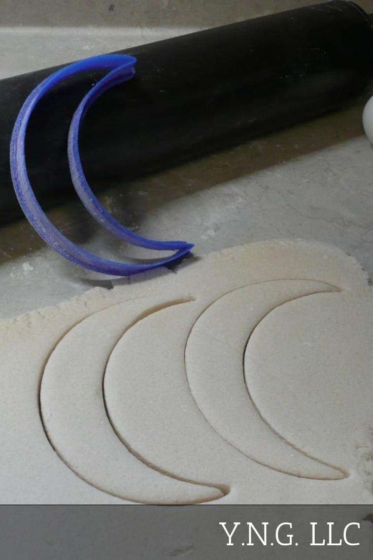MOON ASTRONOMY SPECIAL OCCASION COOKIE CUTTER, MADE IN USA PR250, Small Size: 3" X 4 1/4" X 1/2"