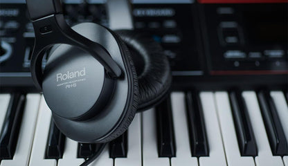 Roland RH-5 | Over-Ear, Closed-Back Monitor Headphones Performance | for Everyday Music Making & Audio Playback | Balanced Tone | Comfortable & Lightweight | Conversion Plug Included