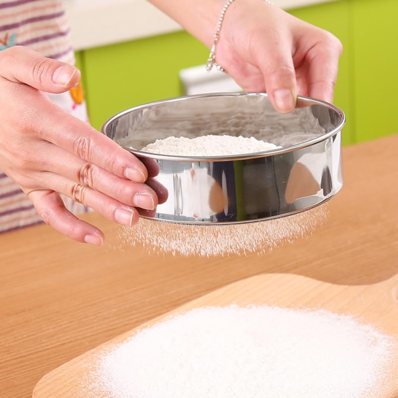 PRETYZOOM Stainless Steel Fine Mesh Flour Sifter 11.81 Inch Handheld Round Sieve Strainer for Baking Cake Bread Pastry Sugar Kitchen Tool