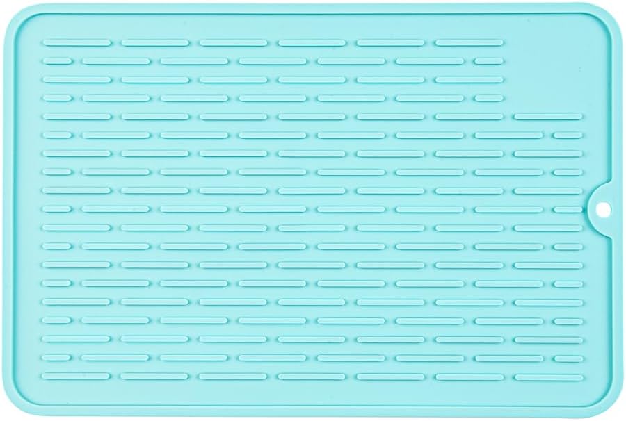 Restaurantware Small Countertop Drying Mat, 11.8 x 7.9 Inch, Food-Grade Dish Drainboard with Ribbed Design