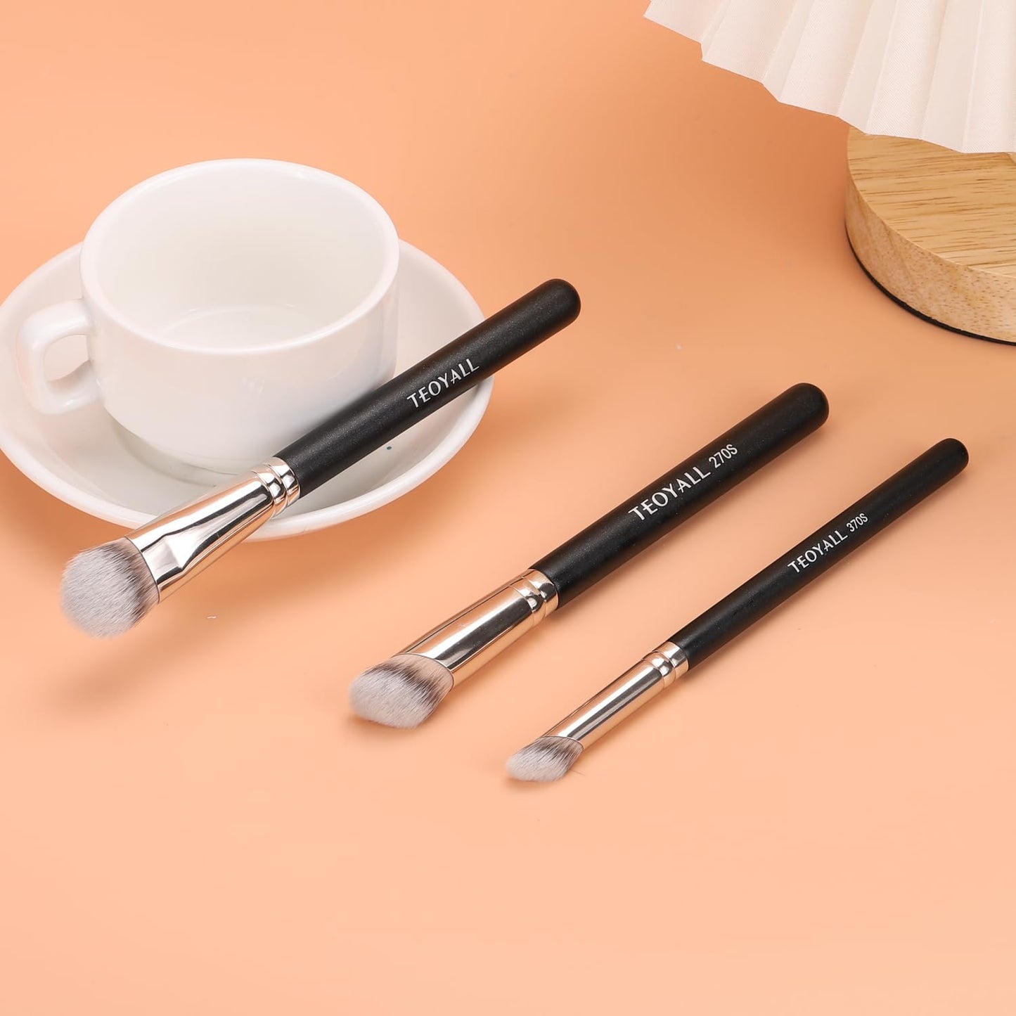 TEOYALL Foundation Contour Conceal Brush Set, 3PCS Angled Synthetic Kabuki Brush for Blending Setting Buffing with Liquid, Cream and Powder Cosmetic (170S/270S/370S)