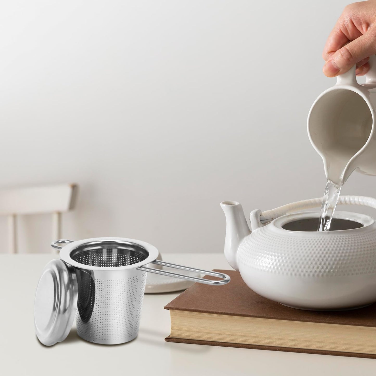 2pcs Tea Diffuser, Stainless Steel Tea Strainer Fine Mesh Tea Infuser with Double Long Handles Loose Leaf Tea Steeper for Mugs Cups Teapots (Silver)