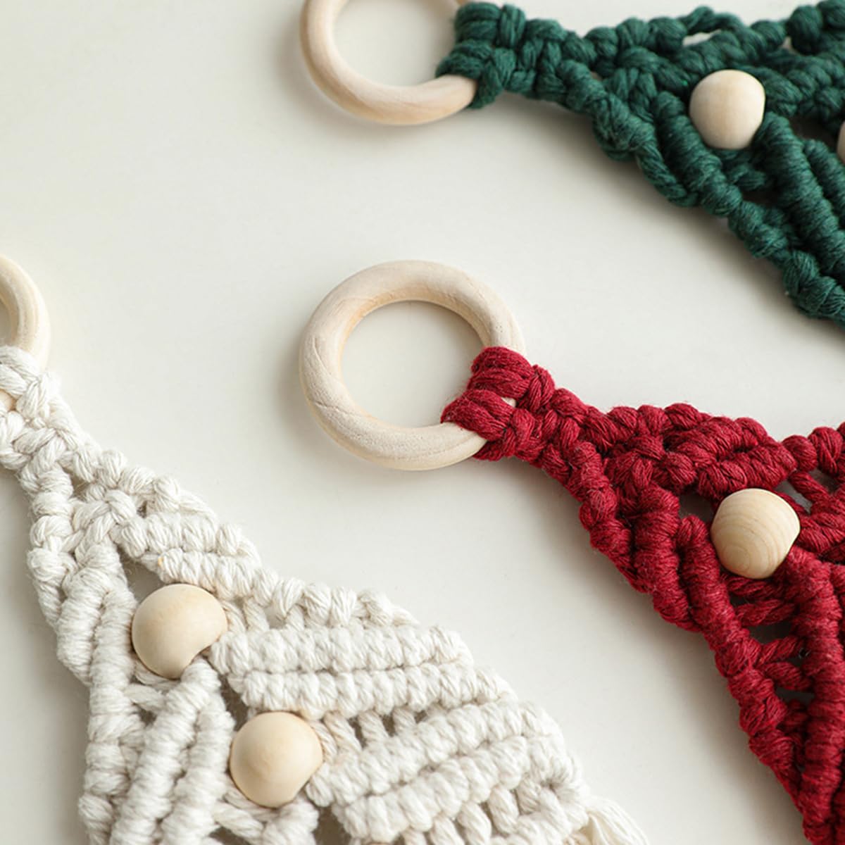 Macrame Kit for Beginners with Step by Step Video Tutorials DIY Christmas Tree Wall Hanging Craft Kit for Adults Kids Family Festive Holiday Activity Creative Boho Home Decor Unique Gift Idea (A)