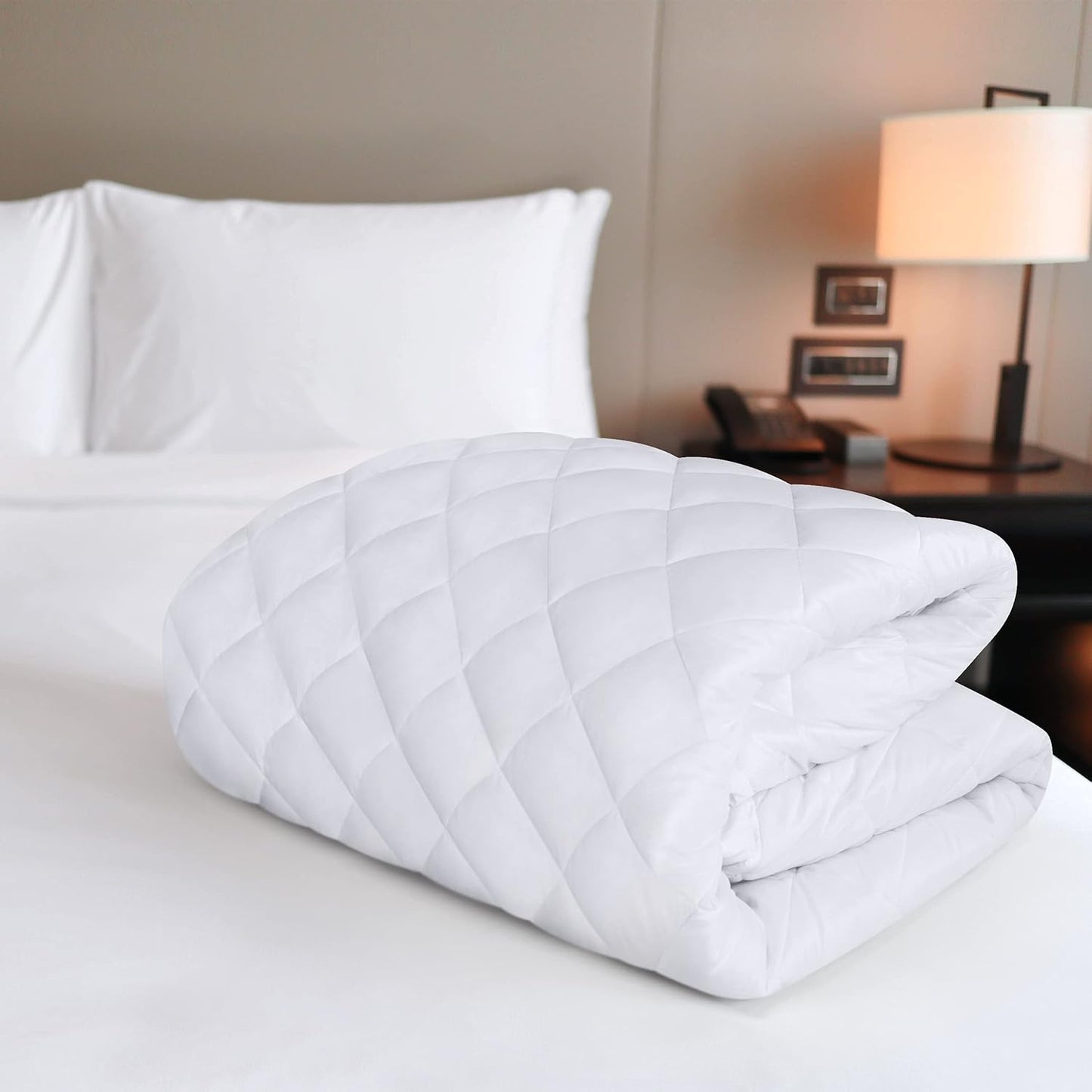 Utopia Bedding Quilted King Size Mattress Pad - Deep Pocket Protector, Machine Washable (White)
