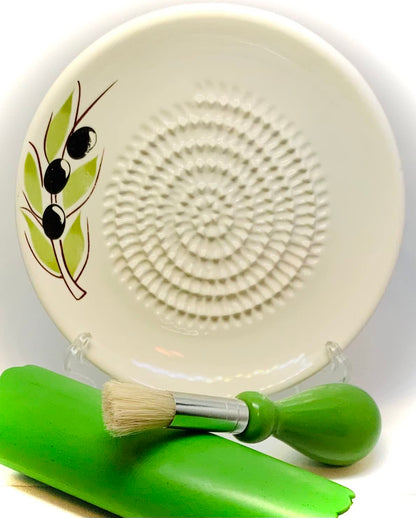 BonCera, All-in-one Premium Ceramic Garlic Grater Plate 4-Piece Set - White Olive Design, Classic Style - For Garlic, Ginger, Chocolate, and more! - Comes with 5.25" Plate, Peeler, Brush, and Stand