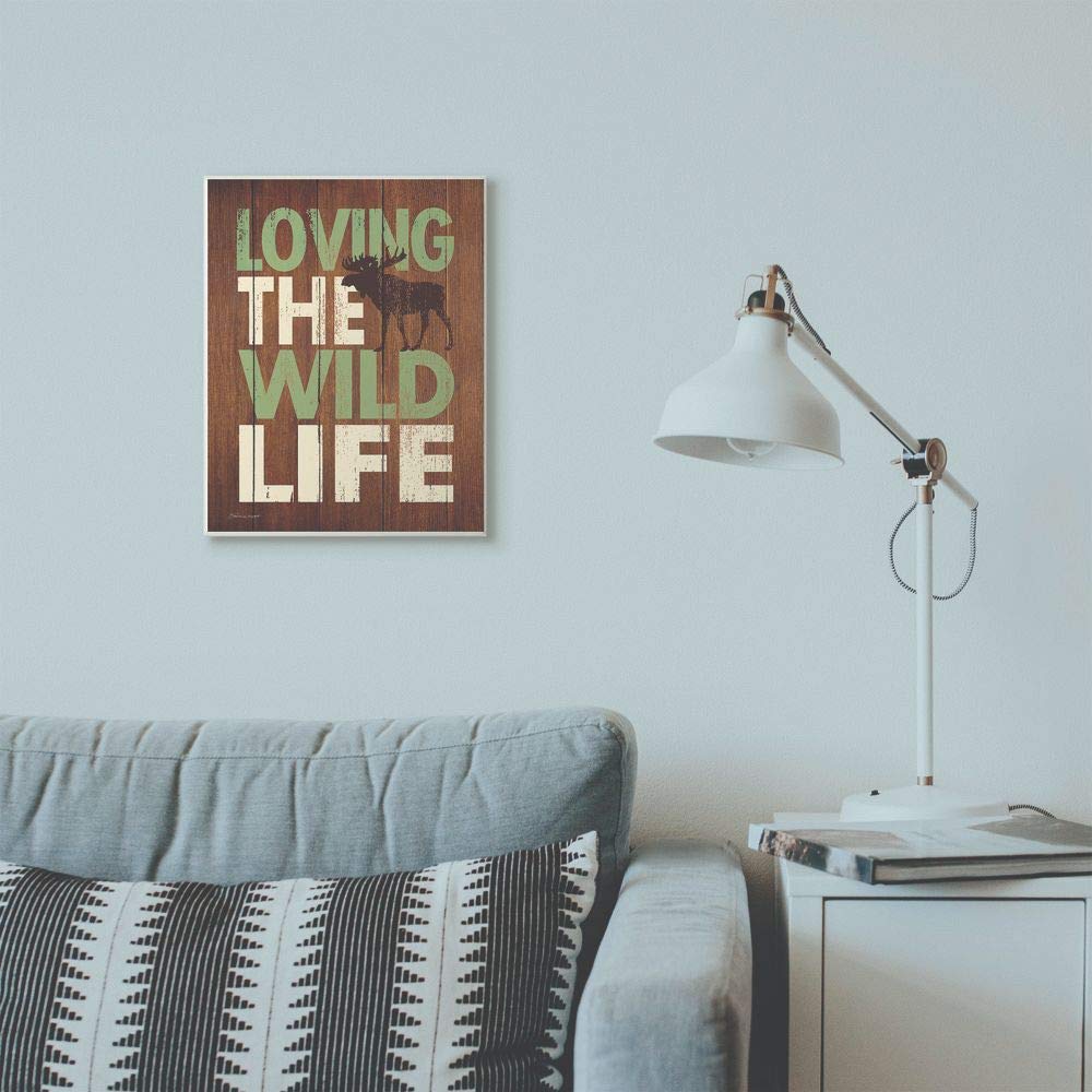 Stupell Industries Wild Life Country Home Wood Textured Word Design Signs and Plaques, Multi-Color