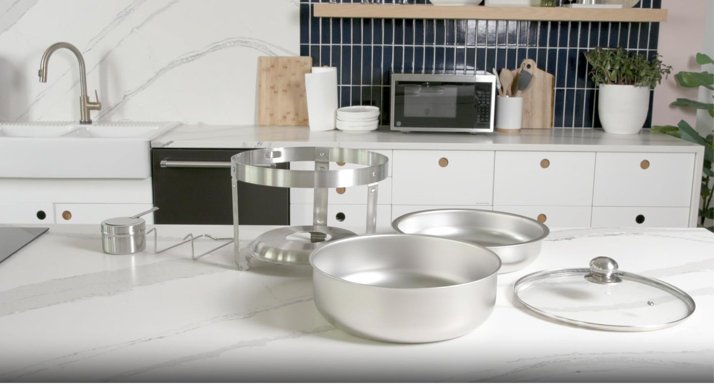 Alpha Living Chafing Dish Buffet Set of 2 – Complete Stainless Steel Chaffe Buffet Set with Glass Lids, Chafing Fuel Holder – Elegant and Practical Warmer Trays for Buffet, Wedding, Catering Supplies