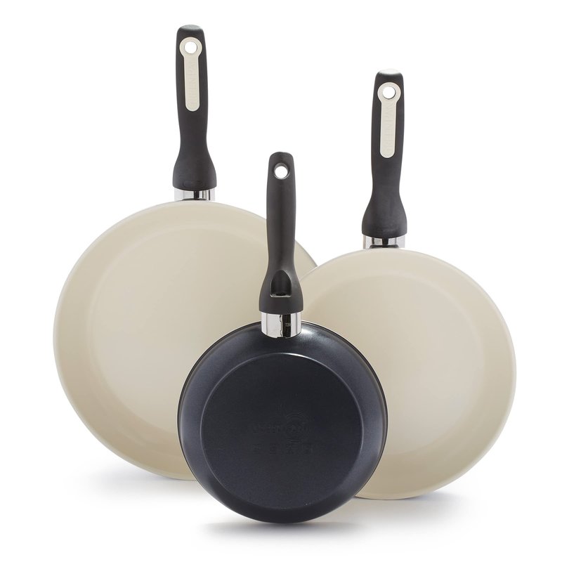 GreenPan Rio Hard Anodized Healthy Ceramic Nonstick, 7" 9.5" and 11" 3 Piece Frying Pan Skillet Set, Soft Grip Handle, PFAS-Free, Dishwasher Safe, Oven Safe, Black