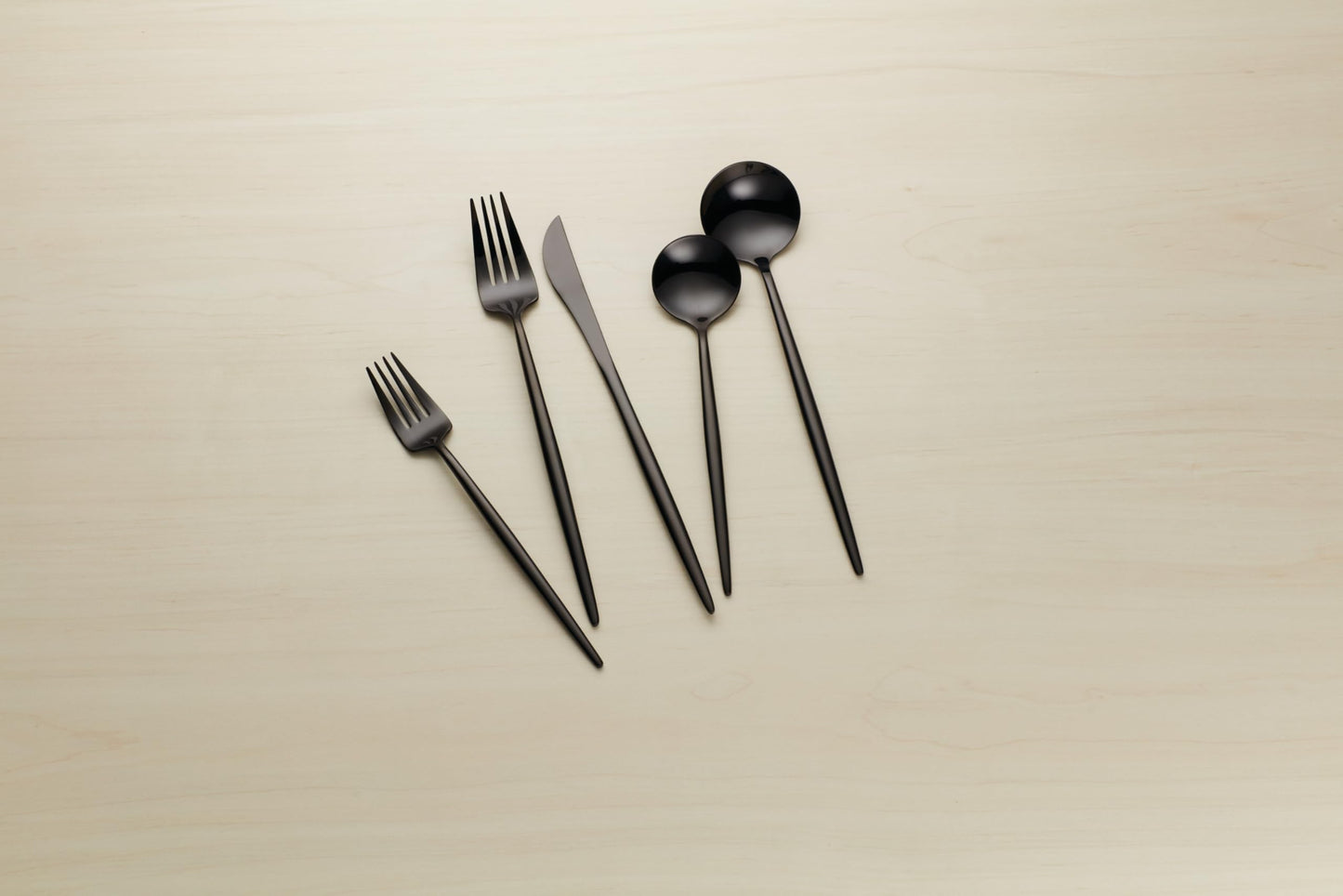 Hampton Forge 894757 Skandia Zephyr Black 45 Piece Flatware Set