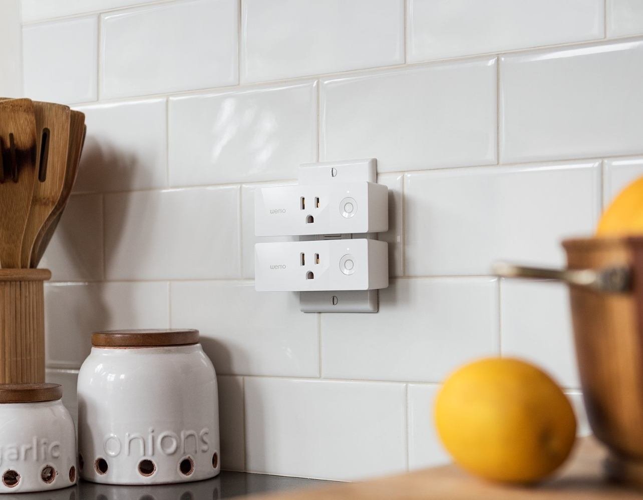 WeMo 4T-T3X2-Y1HT plug in light and appliances control, 2 Pack, White