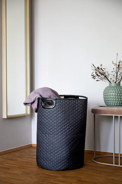 Wenko 20 Gal. Grey Laundry Bin, Round Hamper with Handles, Collecting Laundry Basket, Honeycomb Motif