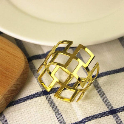 LogHog Delicate Christmas Gold Napkin Rings - Set of 12, Ideal Table Setting Napkin Buckles for Christmas, Thanksgiving