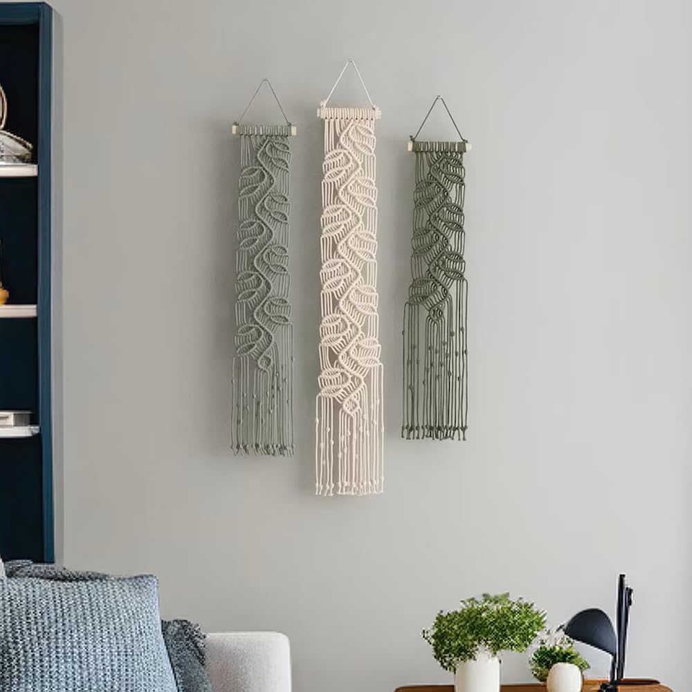M MANUAL 3 Pcs Macrame Leaf Wall Hanging Bohemian Wall Decor Feathers Wall Art Green Fall Leaf Wall Hanging Boho Headboard Decor Wall Art
