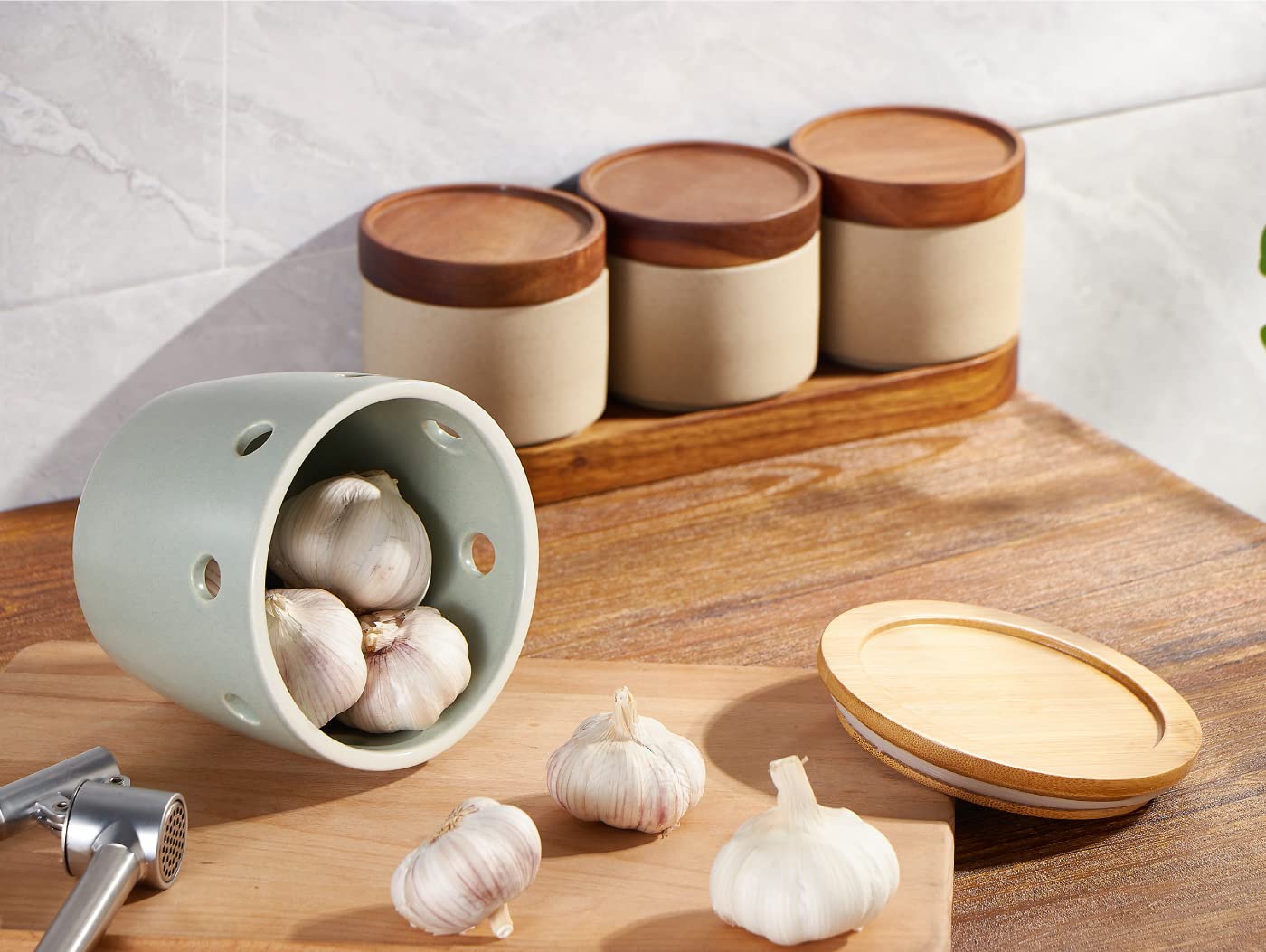 ONEMORE Large Garlic Keeper with Lid, Ceramic Garlic Saver 5 inch, Garlic Keeper for Counter, Light Green