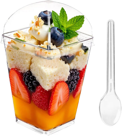 XCRUI 100Pack 5oz Dessert Cups with Lids and Spoons,Plastic Parfait Appetizer Cup,Disposable Plastic Cups, Great for Desserts, Appetizers, Puddings, Mousse