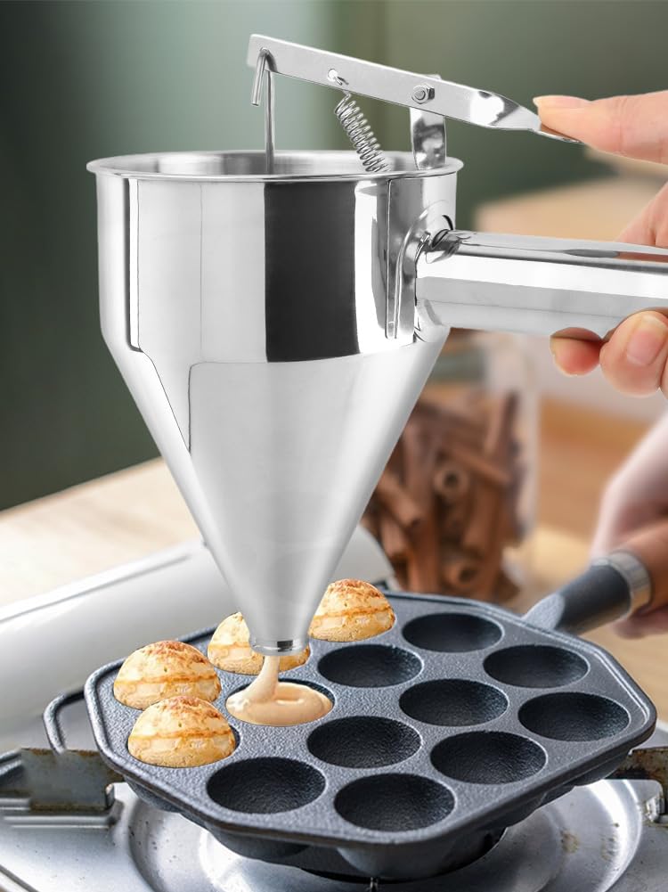Pancake Batter Dispenser, Stainless Steel Funnel Cake Dispenser with with Squeeze Handle & Stand for Cupcakes, Pancakes, Takoyaki, Waffle and Baked Goods(Size:S,600ml)