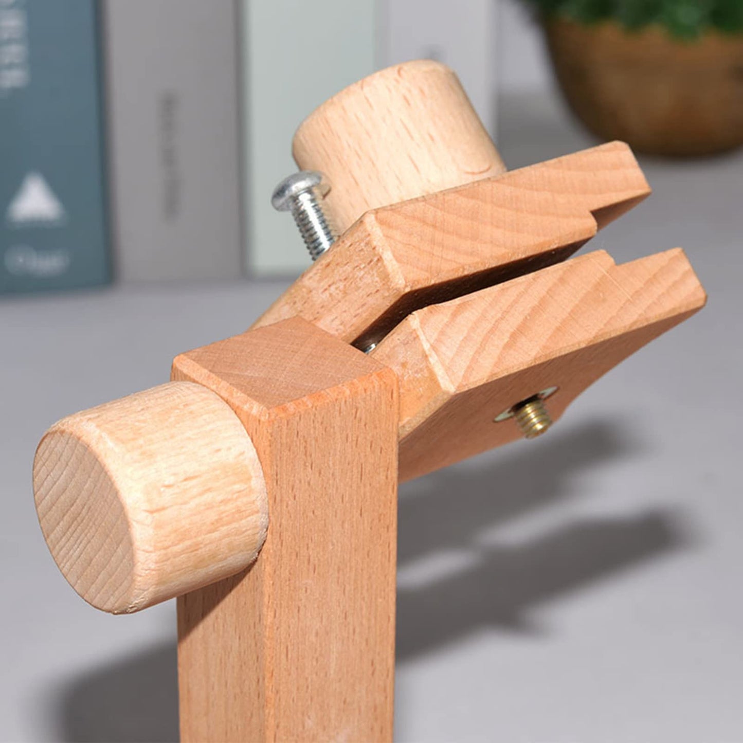 Adjustable Embroidery Hoop Stand - Rotated Cross Stitch Holder Stand Lap, Desktop 360 Degrees Rotating Embroidery Kit Lap Frame (Not Include The Hoop)