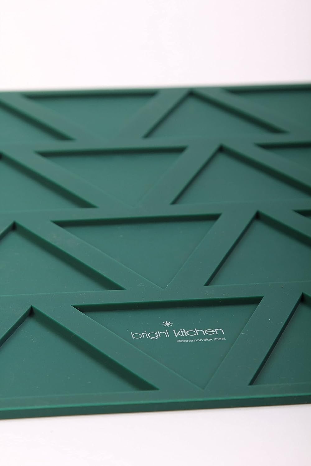 Triangle Chip Silicone Sheet Mold, Compatible with Magic Mill Pro and BioChef Arizona Dehydrator, Non-Stick Mat