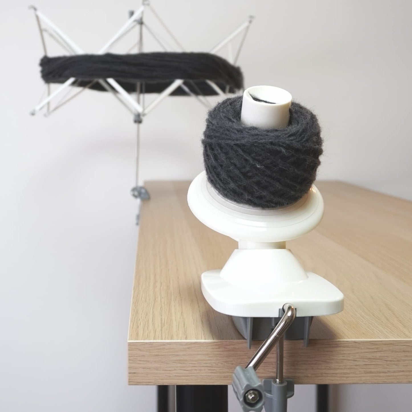 DARUMA Wool Winder Type 2 Knitting Tools - Hand Operated Yarn Ball Winder- White and Gray