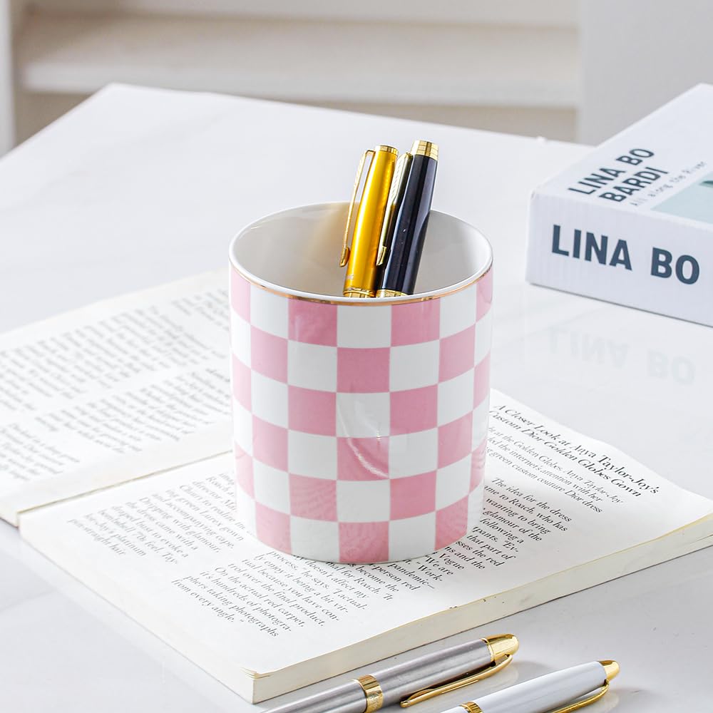 YOSCO Ceramic Checkered Pen Holder For Desk Cute Stand Gold Line Pencil Cup Pot Desk Organizer Makeup Brush Holder for Girls,Women (Pink-white)