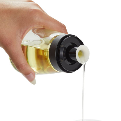Juvale Glass Oil & Vinegar Dispenser Set - Leak-Proof No-Drip Glass Salad Dressing Bottle & Sauce Bottles - Olive Oil Cruet & Balsamic Vinegar Dispenser - Pack of 2, 5.5 fl oz, Black