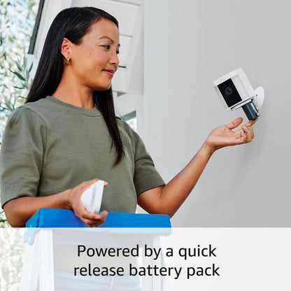 Ring Spotlight Cam Plus, Battery | Home or business security with HD video, Two-Way Talk, Color Night Vision, and Security Siren (2022 release) - Black