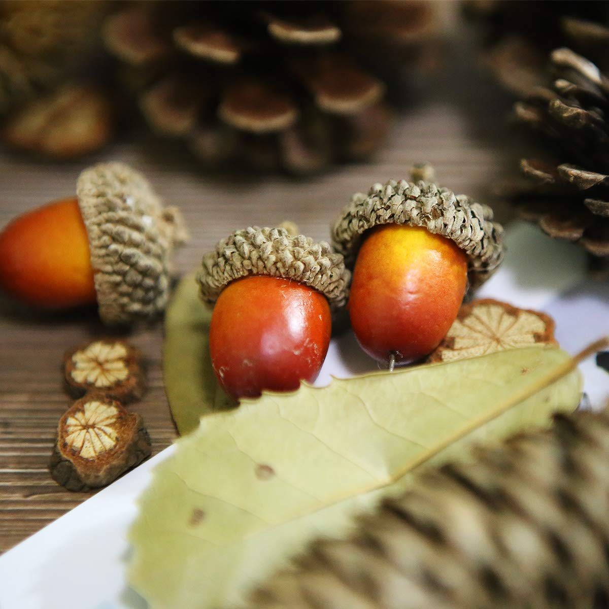 Apol Total 120 Pcs Artificial Acorns and Natural Pinecones Ornament Set for Home House Christmas Decoration Photo Props