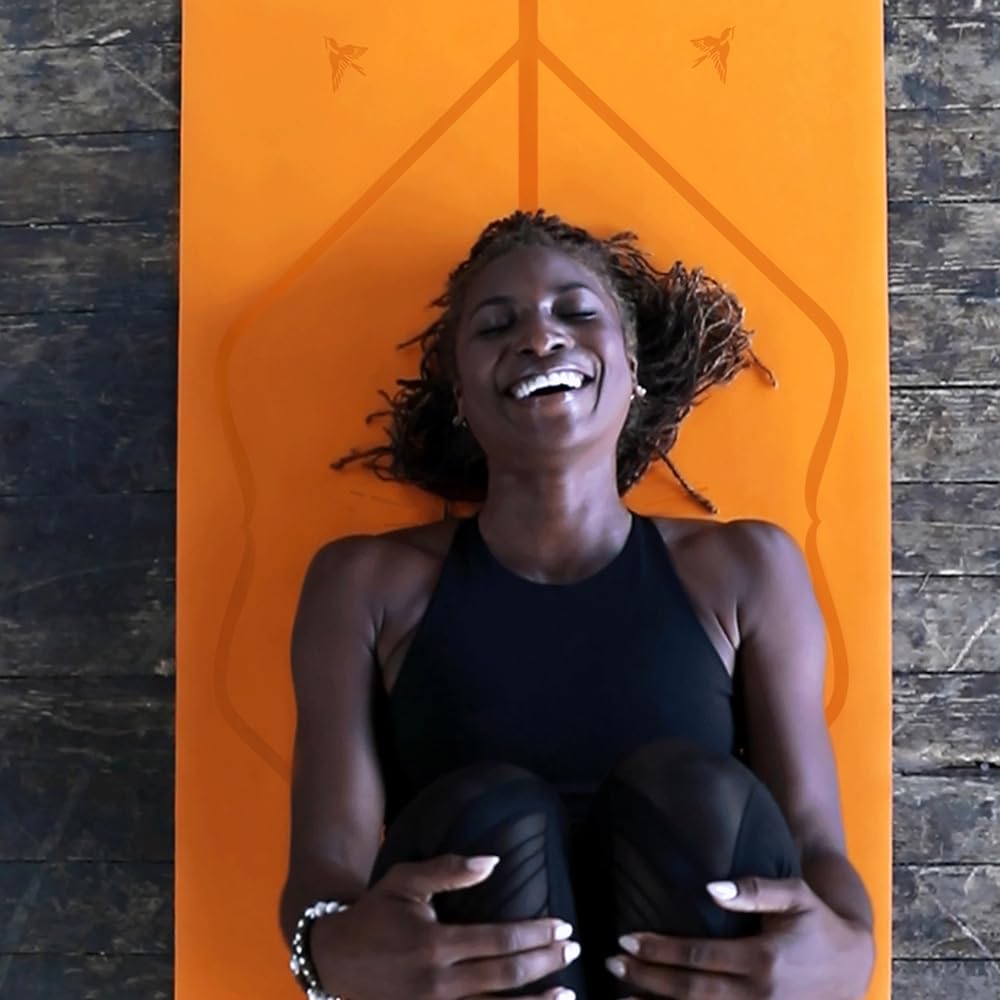 Liforme Travel Yoga mat – Patented Alignment System, Warrior-Like Grip, Non-Slip, Eco-Friendly, Ultra-Lightweight and Sweat Resistant, Made with Natural Rubber