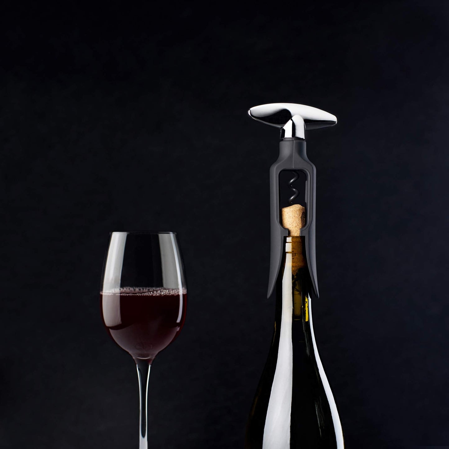 True Self Pulling Corkscrew Wine Opener, Durable Plastic with Easy Turn Chrome Handle, Wine Bottle Opener for Bartenders, Home Bar Tools, Bar Cart Accessories, Kitchen Essentials, Set of 1, Black