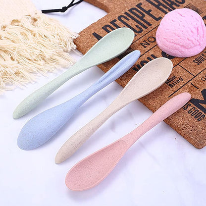 M&F 4 Pack Portable Utensils Set with Case, Reusable Wheat Straw Cutlery Set for Travel, Fork Spoon Cutter for Kids