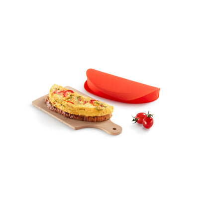 Lékué Microwave Omelette Maker | Red | 100% Platinum Silicone Easy Steam Egg Omelette Cooker | Dishwasher, Freezer-Safe, Heat-Resistant Case | Recipes Included