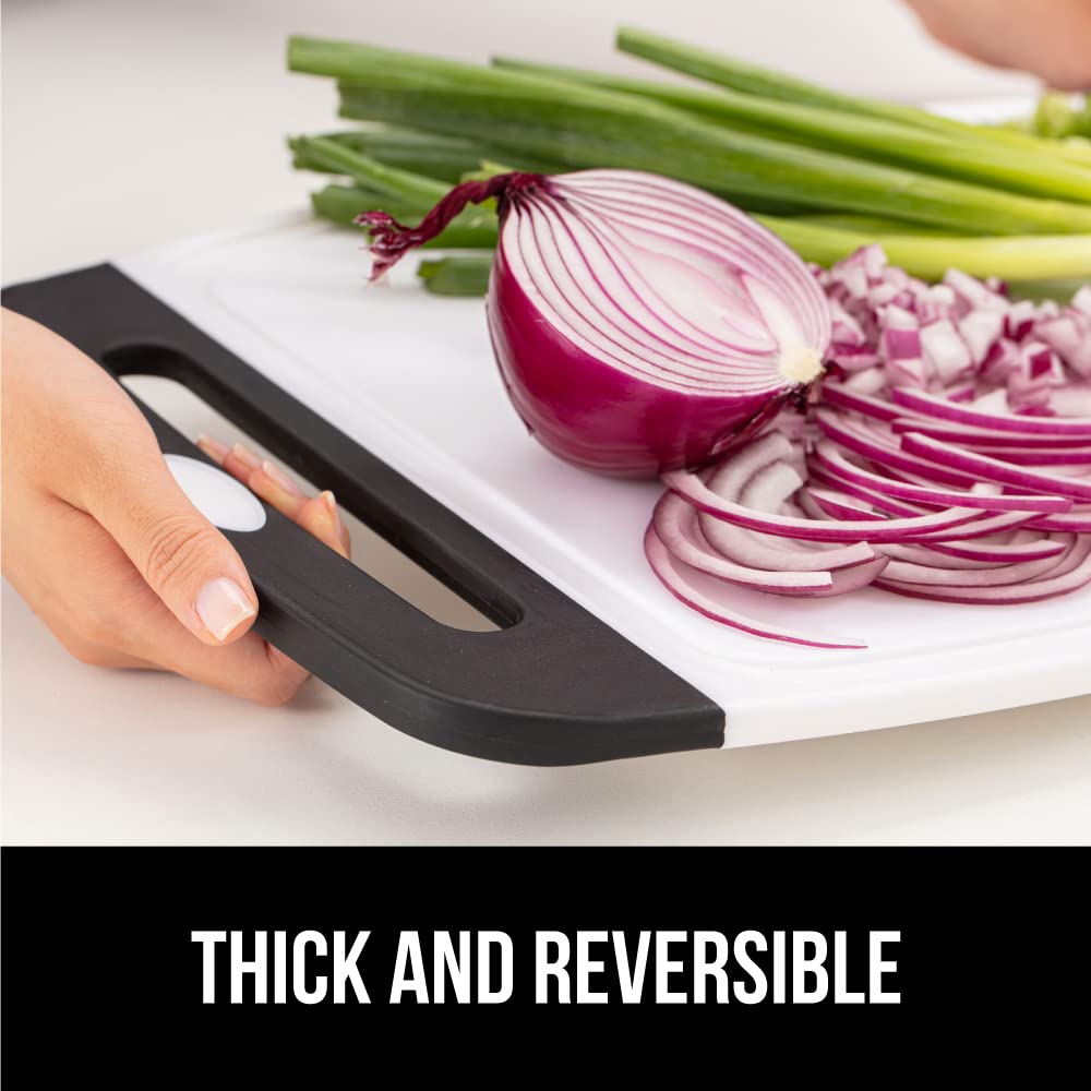 GORILLA GRIP BPA-Free Reversible Kitchen Cutting Board Set of 3, US Designed, Nonporous, Juice Grooves Catch Liquid, Slip Resistant Border, Dishwasher Safe, Durable Large Food Chopping Boards, Black