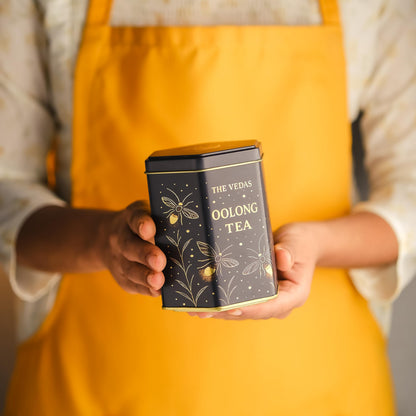 The Vedas Gift For MOM | Mothers day gift | 22 items teagift | 8 Different Flavours teabags | 1 Luxury Oolong tea tin Caddy | total 56 Cups of tea | 1 Glass Mug for MOM With lid and Infuser | 1 Scented Candle | 1 Branded Spoon | 1 Wooden Coaster