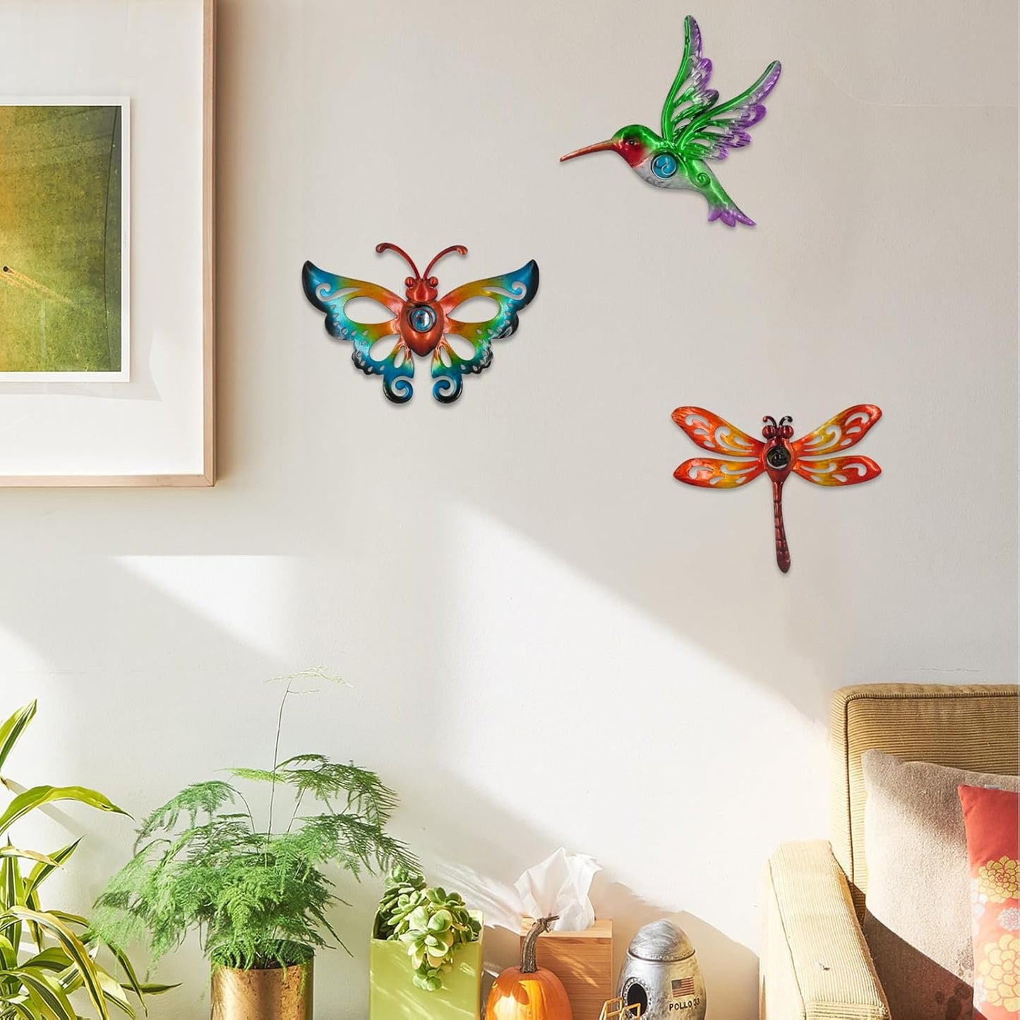 Yonivexis Hummingbird Butterfly Dragonfly Metal Wall Art Decor, Outdoor Hanging Decorations for Garden, Living Room,
