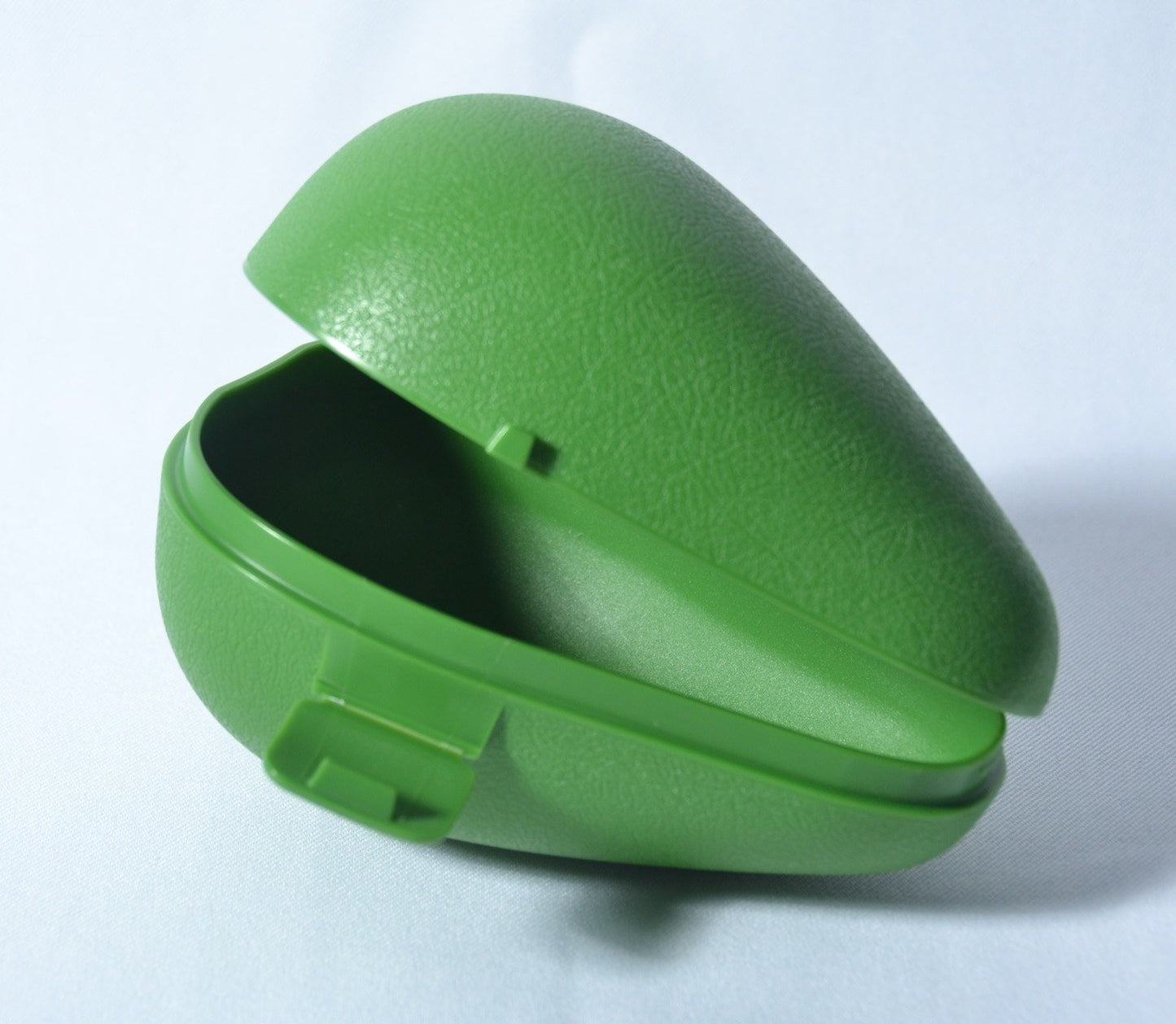 Tupperware Avocado Keeper (Colors May Vary)