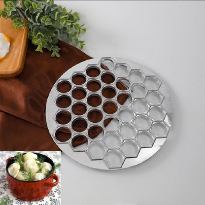 Hoypeyfiy Russian Ravioli Maker Dumplings Mold Metal Maker Pelmeni Meat Dumplings Maker 37 Holes Handmade Dumpling Cutter Silver for Holiday Party Household Use