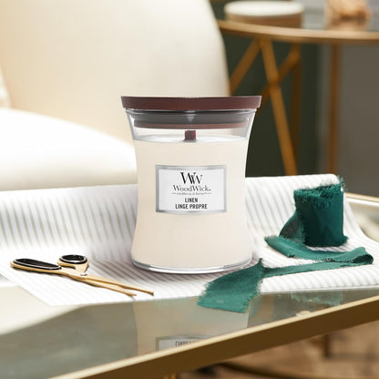 WoodWick Medium Hourglass Scented Candle, Cinnamon Chai, with Crackling Wick, Burn Time: Up to 60 Hours