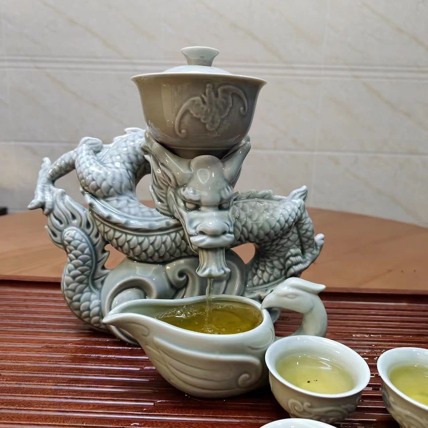 Scizorito Chinese Gongfu Tea Set Gift Box, Pure Hand Firing, Chinese Dragon Shape, Suitable for Office, Home, Gift (White Dragon)