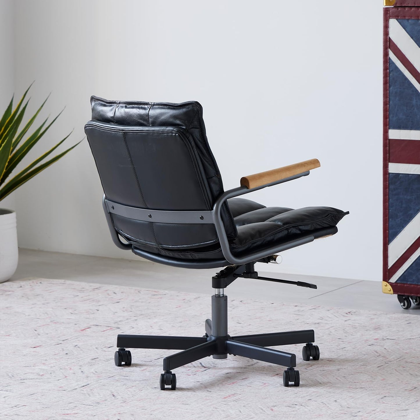 PELLEBAR Home Office Desk Chair, Ergonomic Mid-Century Modern Genuine Leather Chair with Oak Armrest, Executive Rolling Swivel Adjustable Task Armchair for Adults, Black